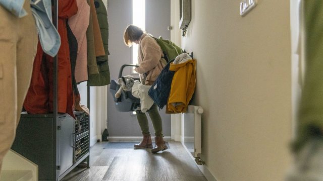 Abandono del Hogar Familiar: Consecuencias Legales y Derechos en Cataluña 2026 