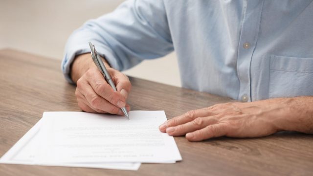 Testamento Vital en Cataluña: Guía Completa 2026